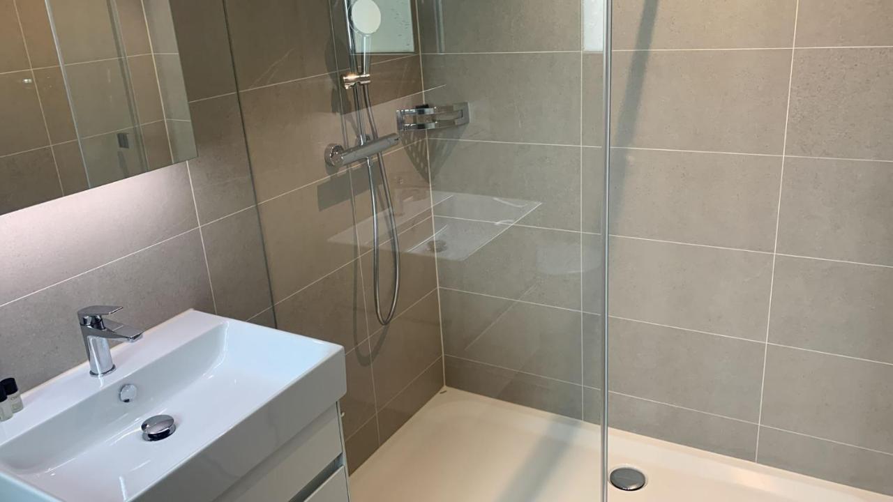 Swiss Star Zurich Oerlikon - Self Check-In Apartment Ngoại thất bức ảnh