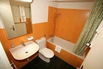 Swiss Star Zurich Oerlikon - Self Check-In Apartment Ngoại thất bức ảnh